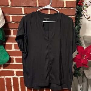 Banana Republic Men's Black Casual Button Down Shirt